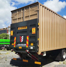 汽车尾板 汽车尾板