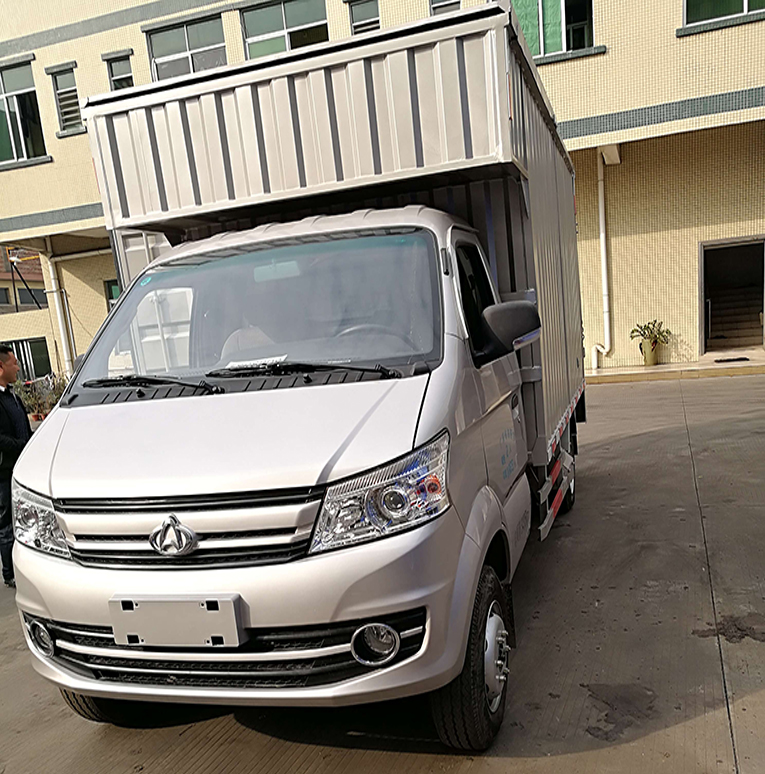 Small four-wheel vehicle tailgate